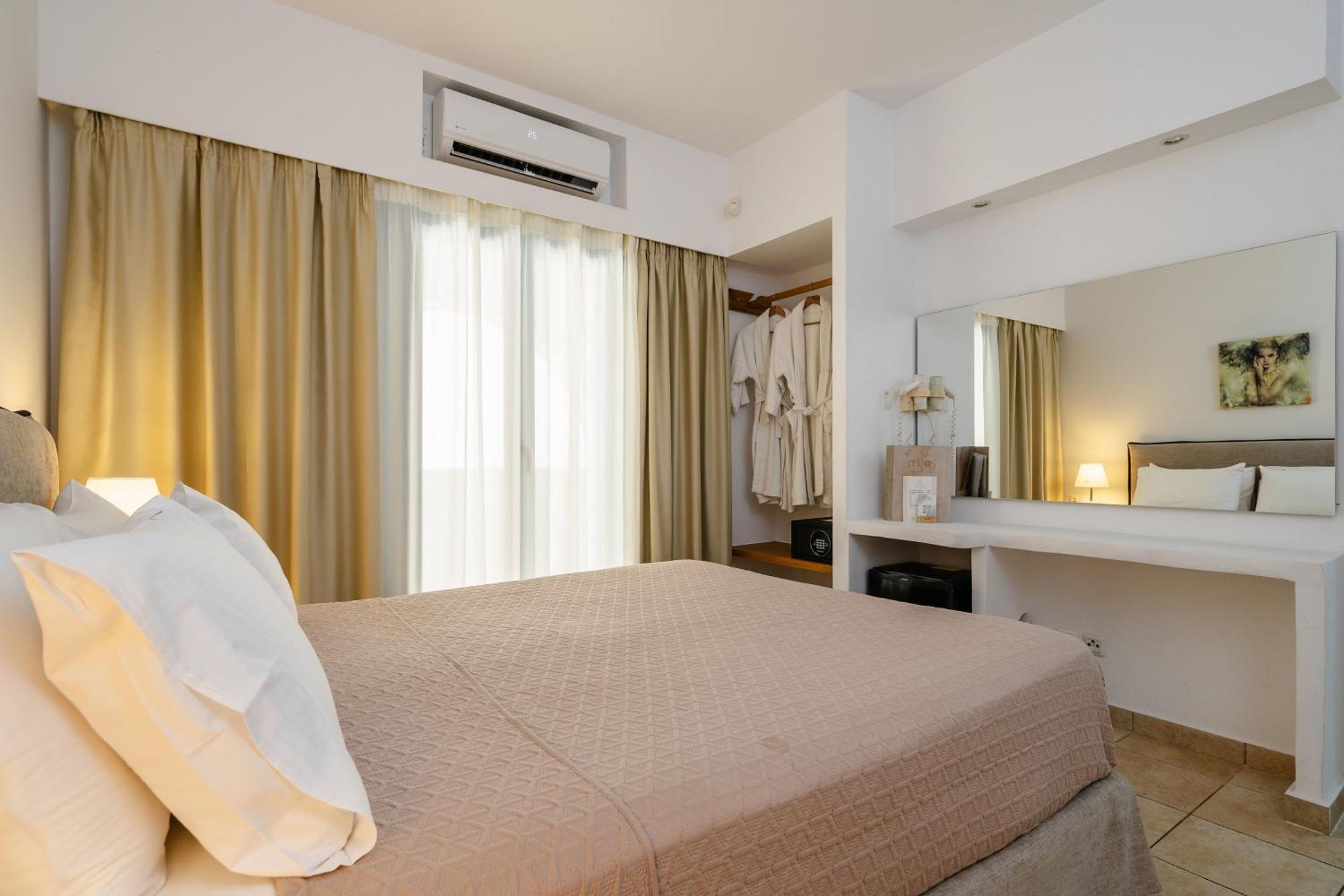 Mitos Suites Ágios Prokópios Extérieur photo