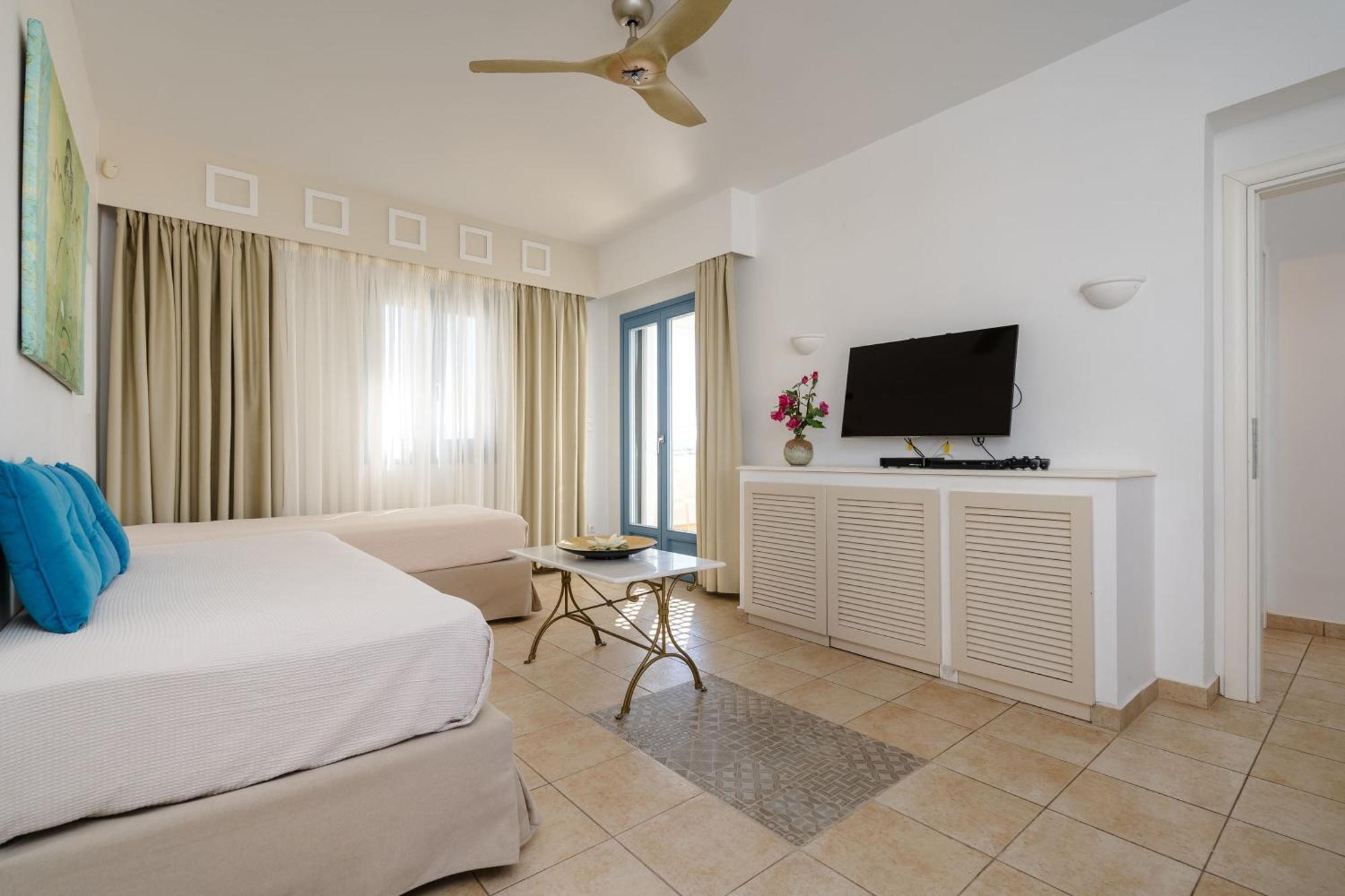 Mitos Suites Ágios Prokópios Extérieur photo