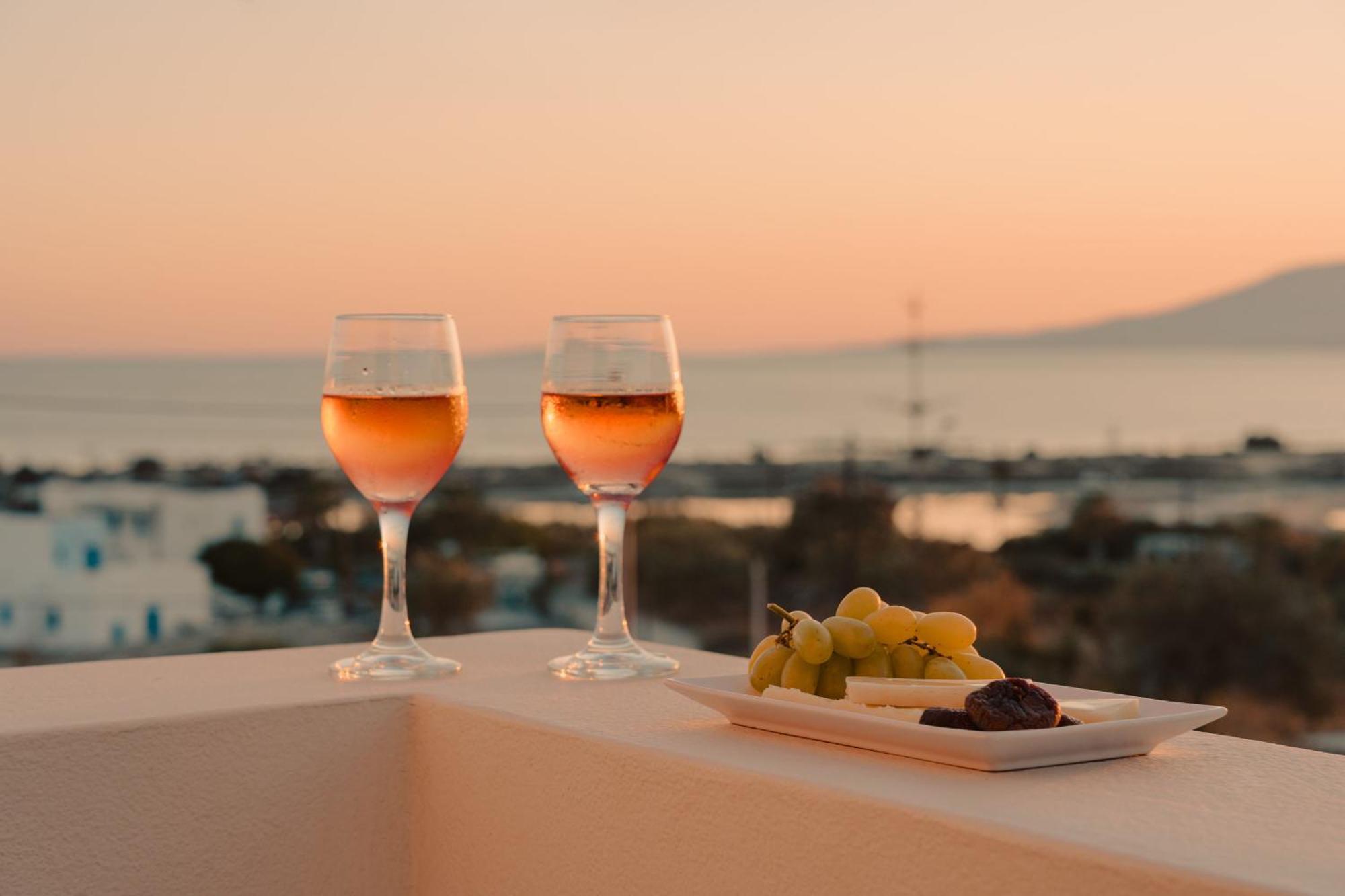 Mitos Suites Ágios Prokópios Extérieur photo